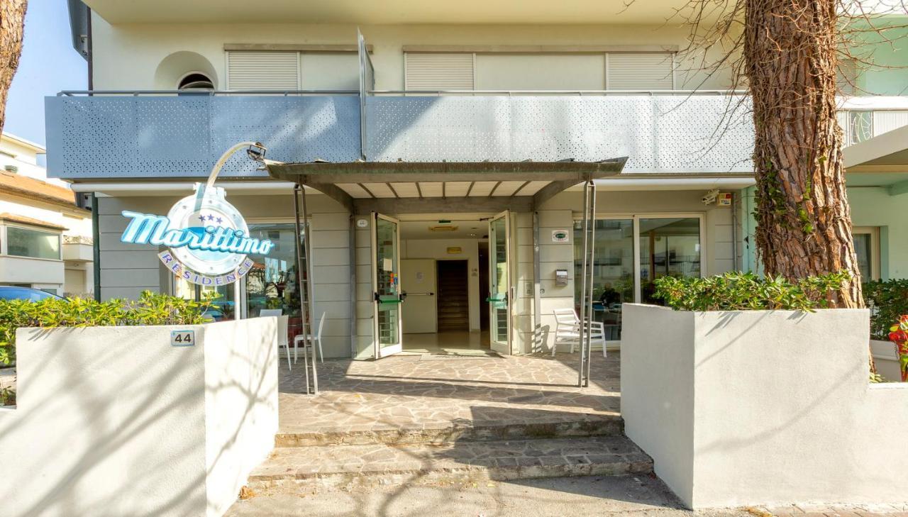 Residence Marittimo Riccione Exterior foto